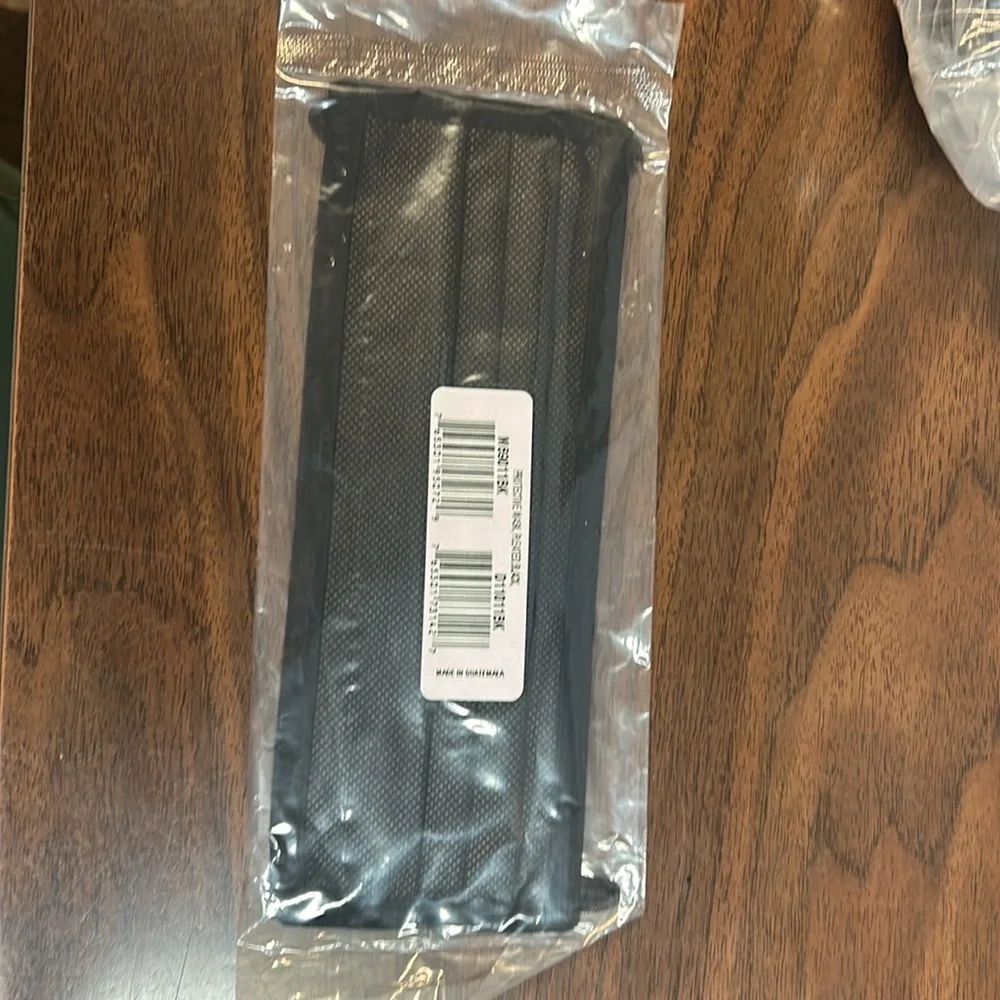 Protective Mask Pleated Black Pack of 36